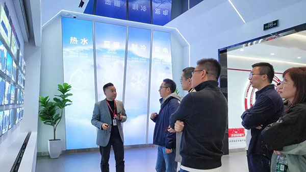 京东家电代表团探访太阳雨零碳工厂，深化电子商务服务合作